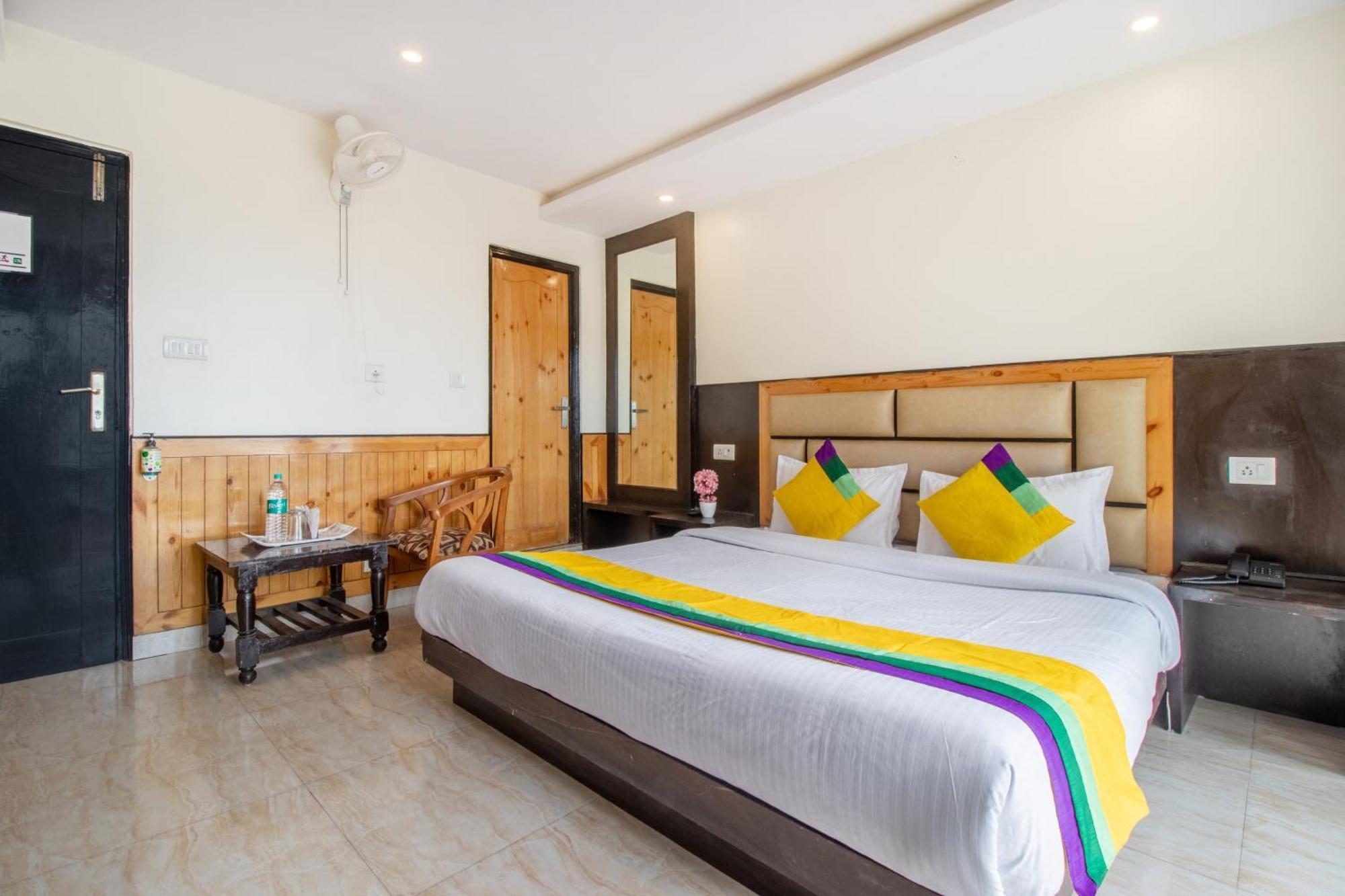 Itsy Hotels Avantika With Forest View Шимла Екстериор снимка